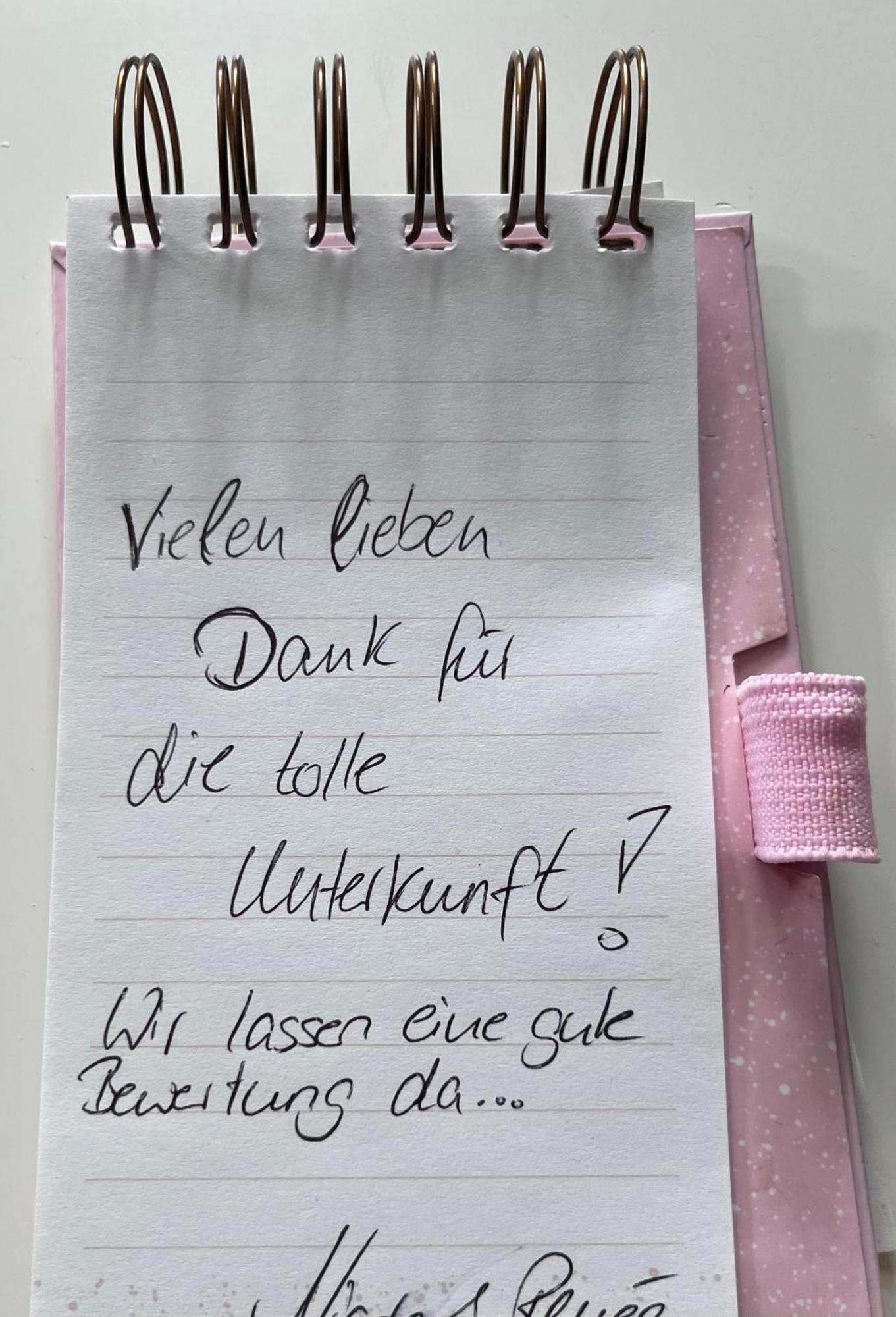 Fewo "Rabennest " Gemuetliche Wohnung Nahe Rabensteinklinikum - Kein Separates Schlafzimmer, Studiowohnung Chemnitz Esterno foto